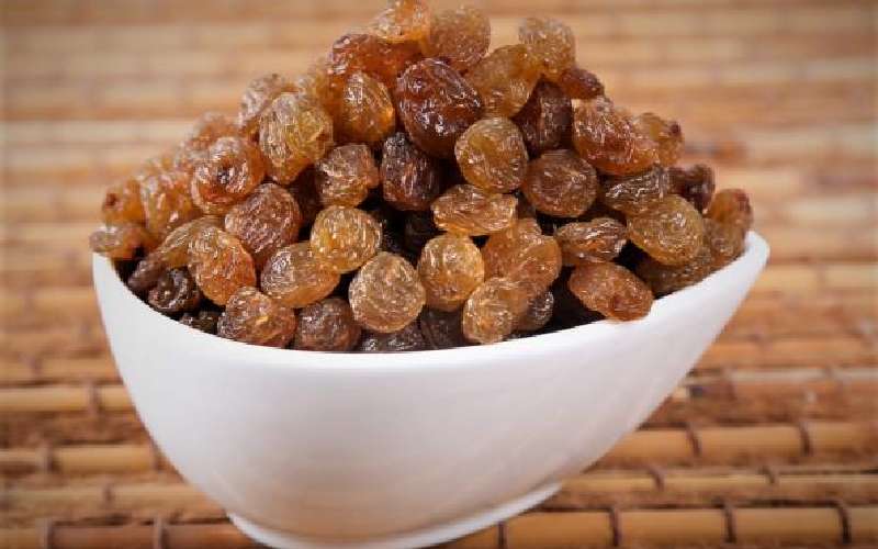 خرید و قیمت کشمش تیزابی ملایر + فروش عمده