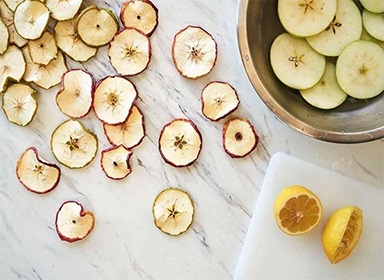خرید و قیمت سیب خشک حبه ای + فروش عمده
