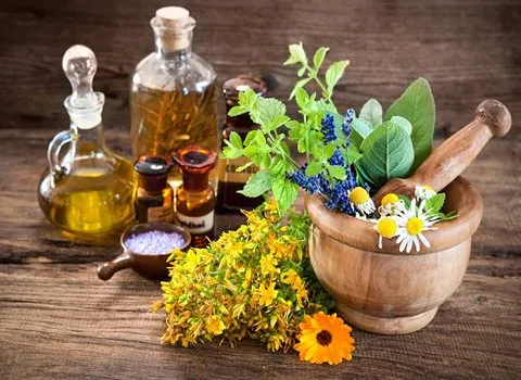 قیمت خرید عرق بابونه سنتی با فروش عمده