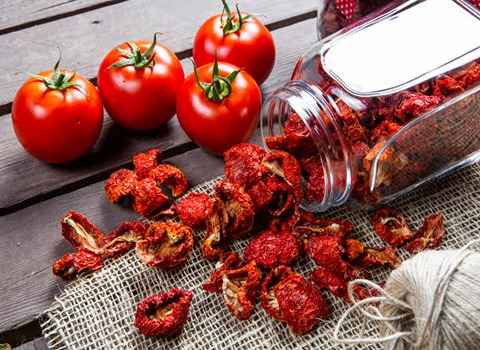 قیمت خرید گوجه فرنگی خشک شده با فروش عمده