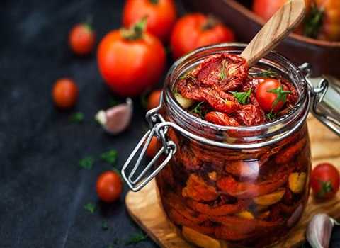 قیمت خرید گوجه خشک در روغن زیتون + فروش ویژه