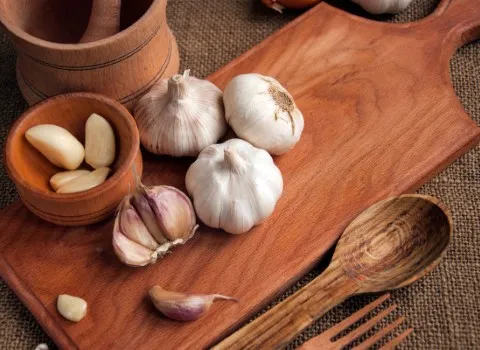 قیمت سیر درجه یک همدان + خرید باور نکردنی
