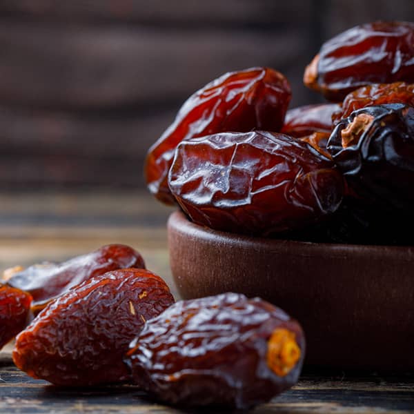 قیمت خرید خرما خارک مشکی + فروش ویژه
