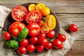 خرید گوجه فرنگی ارومیه + قیمت فروش استثنایی