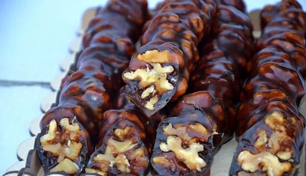 فروش مسقطی مجلسی مغزدار با شیره انجیر + قیمت خرید به صرفه