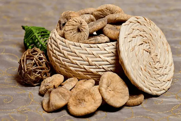 خرید انجیر خشک ممتاز + قیمت فروش استثنایی